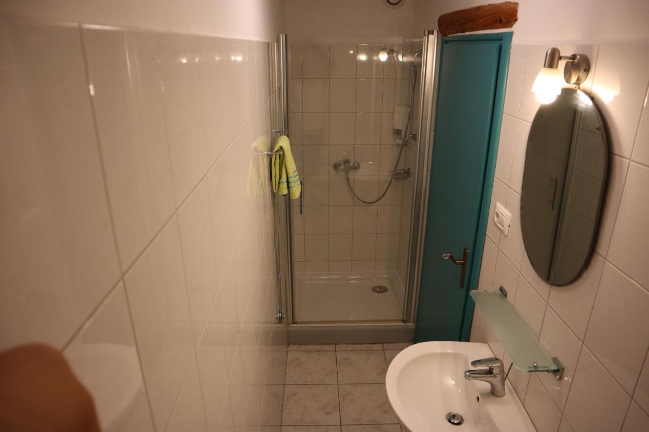 Guesthouse Toticevi Рийека Екстериор снимка
