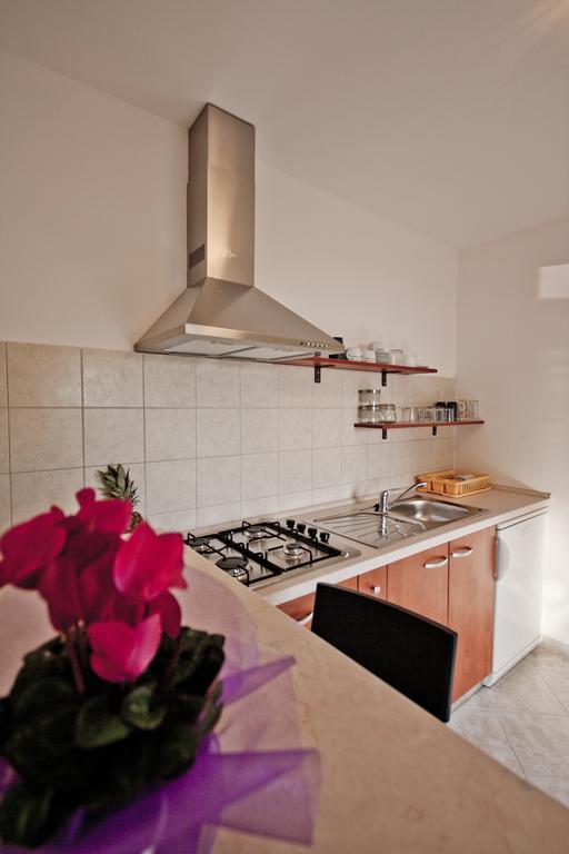 Guesthouse Toticevi Рийека Стая снимка