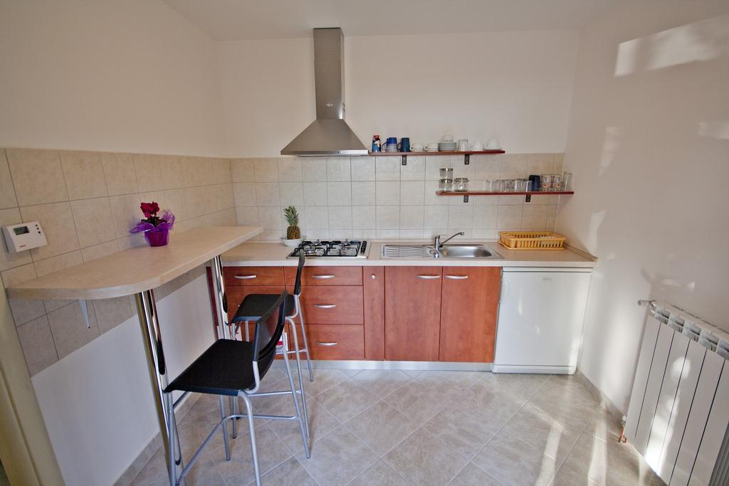 Guesthouse Toticevi Рийека Стая снимка