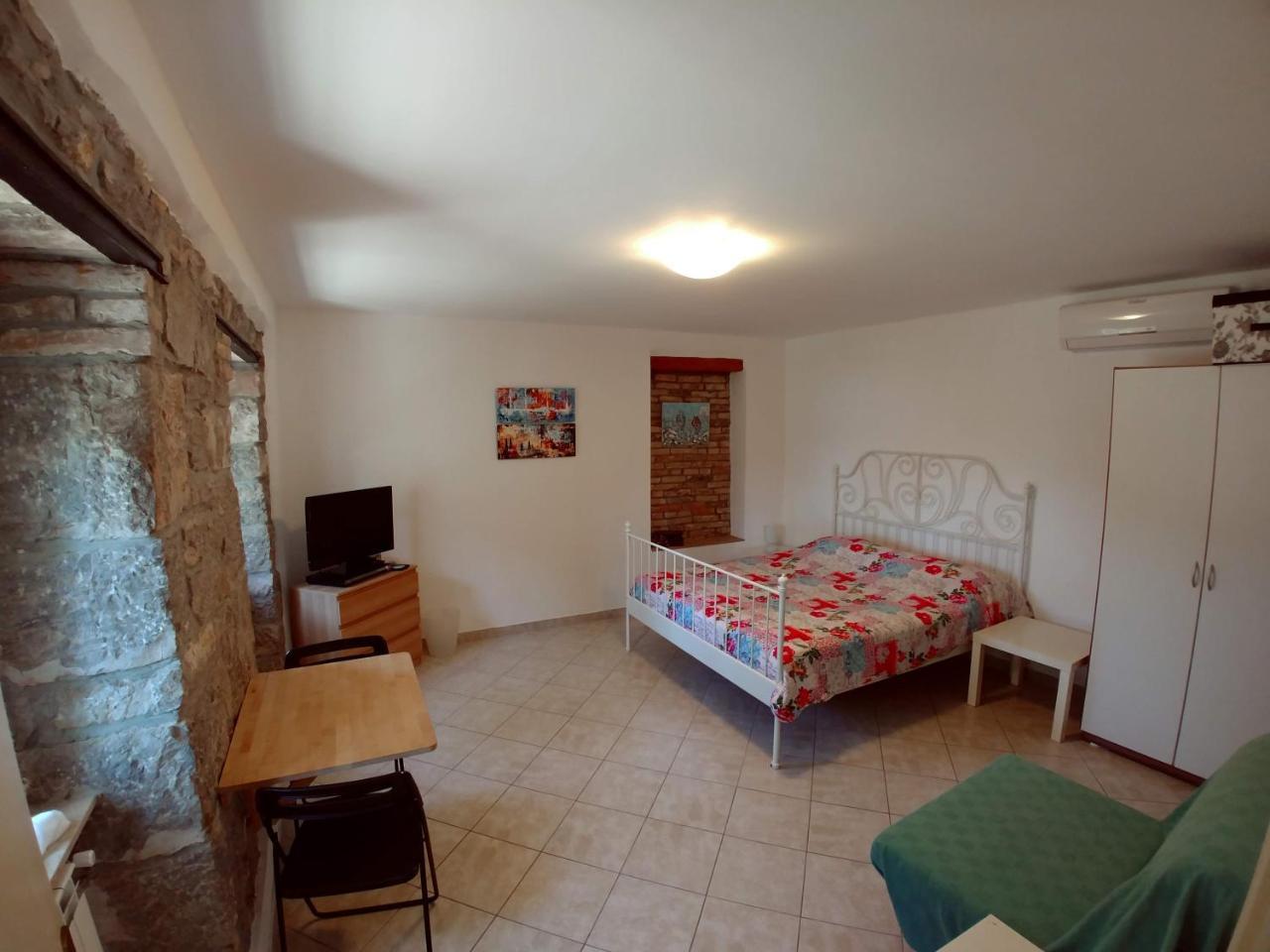 Guesthouse Toticevi Рийека Екстериор снимка