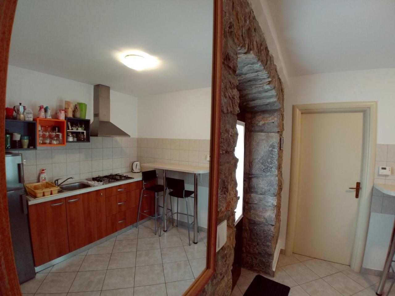 Guesthouse Toticevi Рийека Екстериор снимка